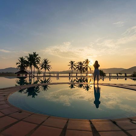 Kaengkrachan Boathouse Paradise Resort Кенг-Качан Екстер'єр фото