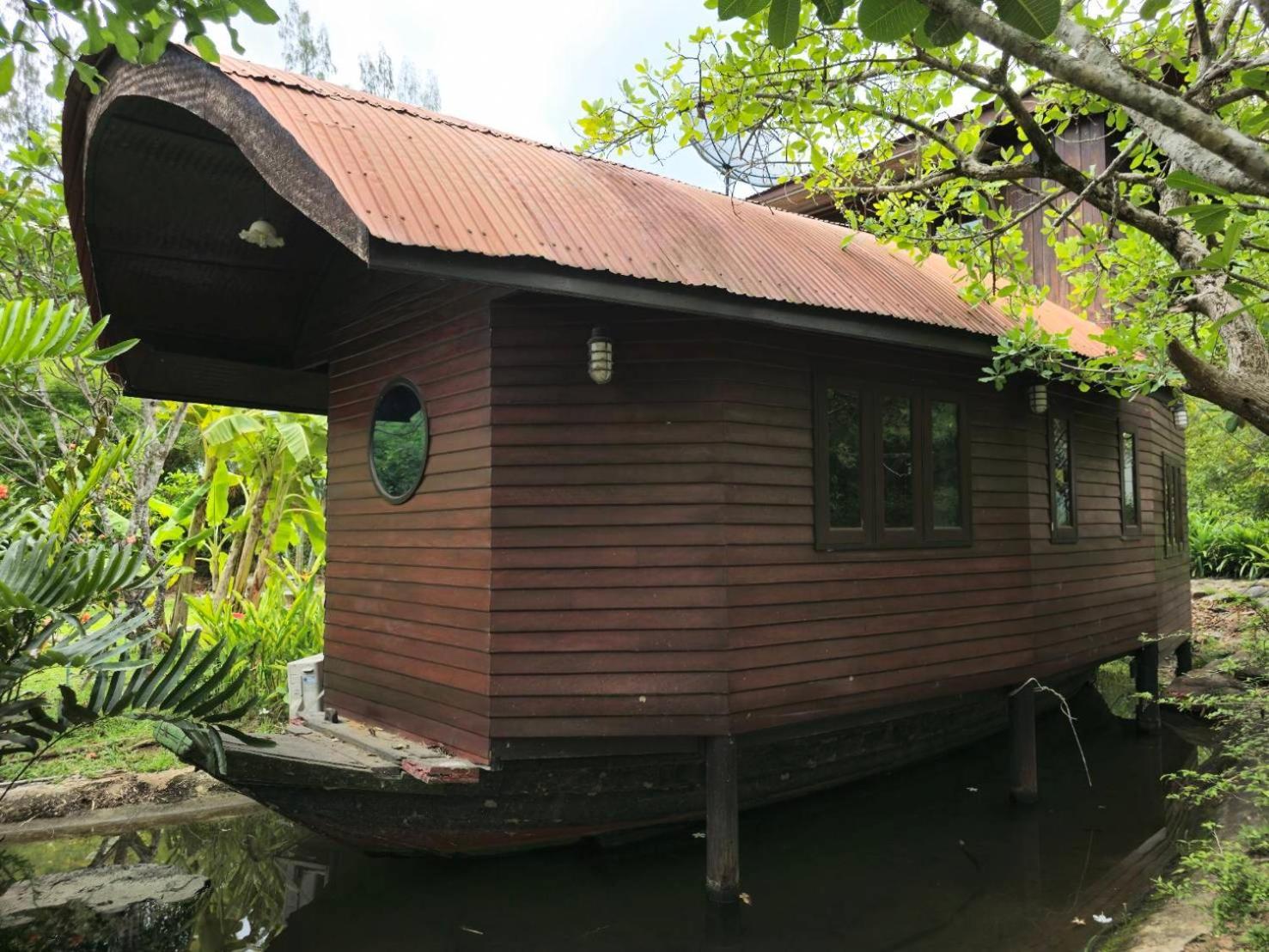 Kaengkrachan Boathouse Paradise Resort Кенг-Качан Номер фото